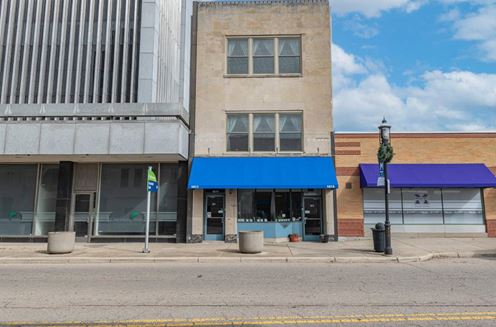 1011 Central Avenue
