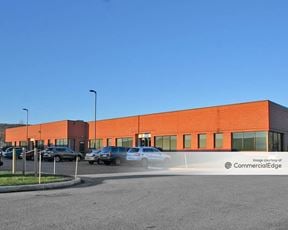 Meadowlands Business Center - Building 2