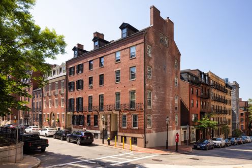 2 Derne Street / 45-B Bowdoin Street