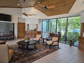 620 W Harwood Rd
