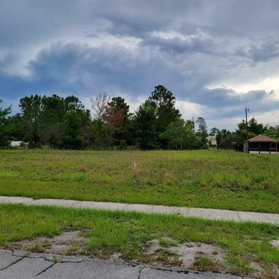Clear, Level Lot for sale in Deltona