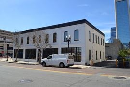 10 S Newnan St
