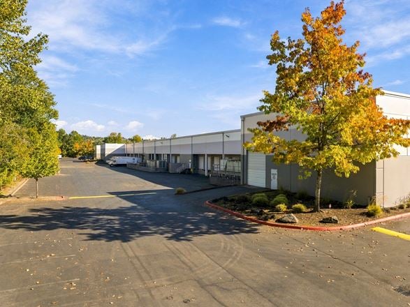 Oakesdale Commerce Center