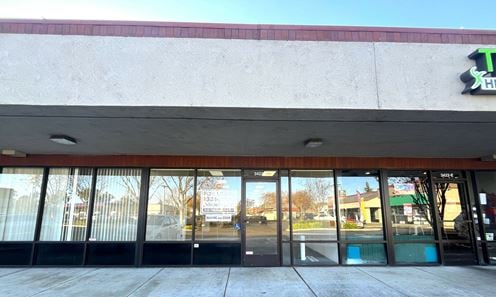 Hammer Landing Center