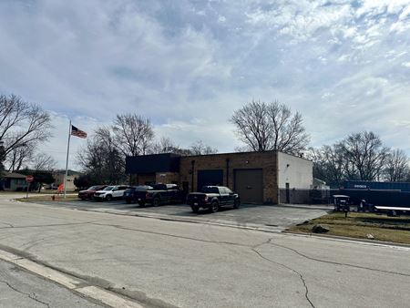 Photo of commercial space at 17704 Paxton Ave. in Lansing