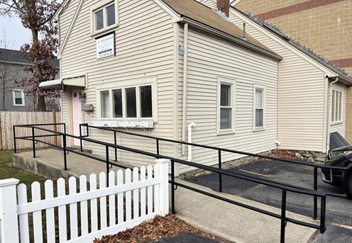 978 Washington Street, retail / office lease