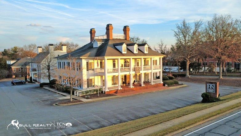 Freestanding Office with Retail Exposure | Sale or Lease | ±12,286 SF | Johnson Ferry Rd | East Cobb County