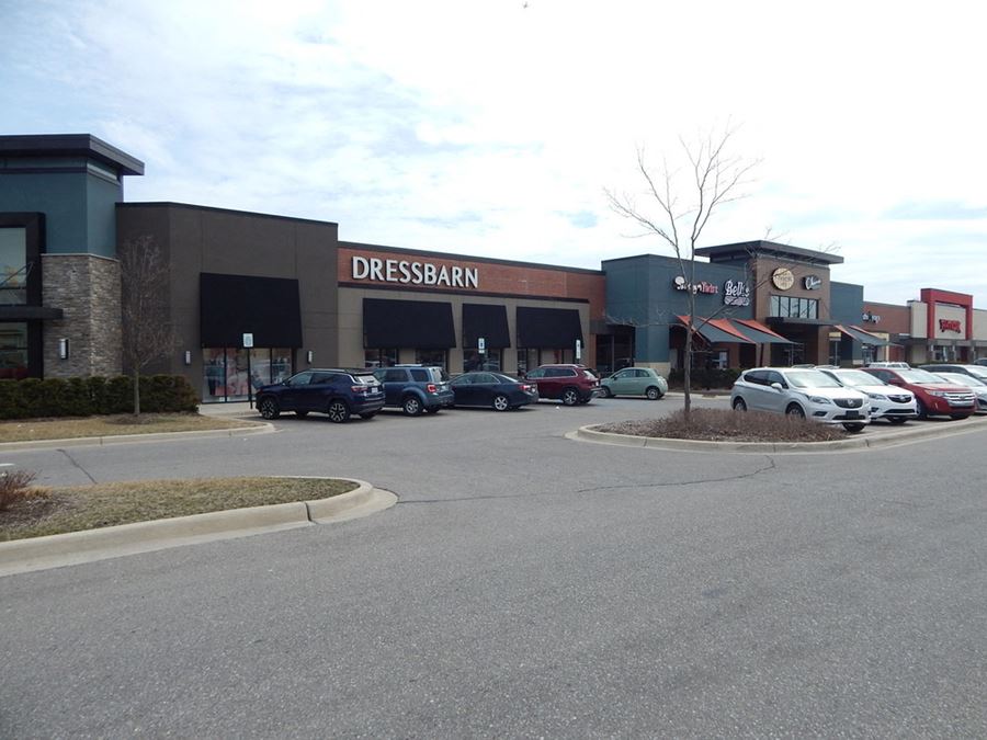 Groves Retail Center