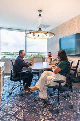 Quest Workspaces - Quest - Two Doral Center