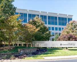 2400 Lakeview Pkwy - GA 400 Center