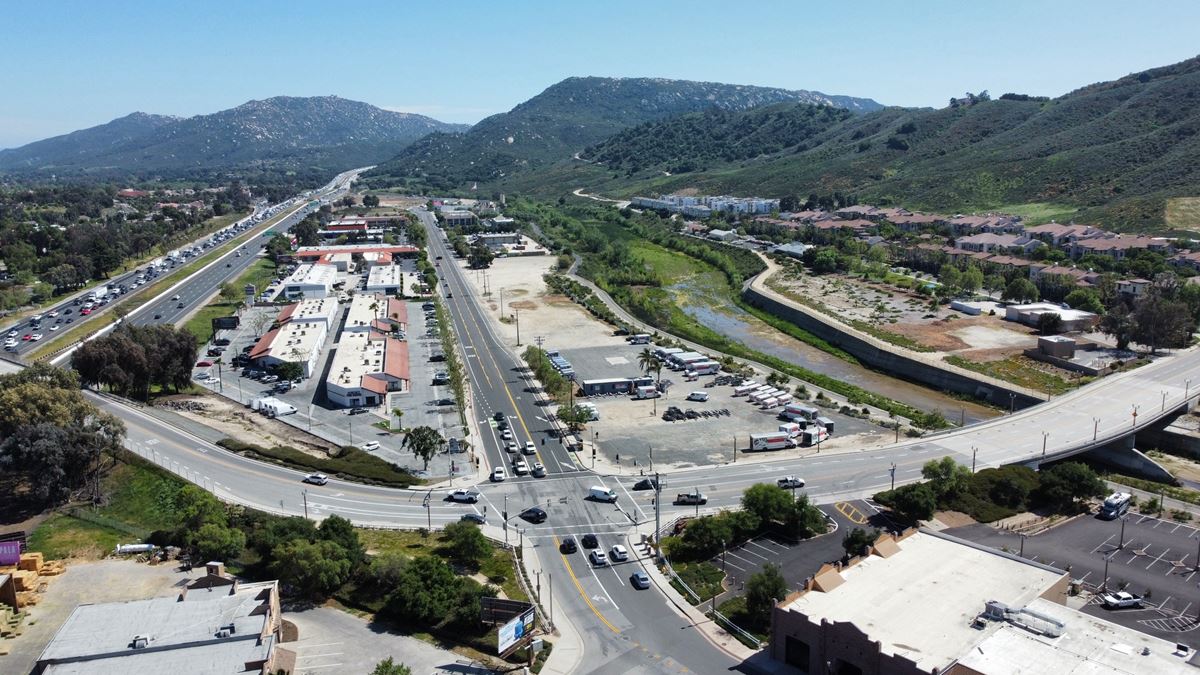 SWC of 1st Street Bridge & Old Town Front Street 