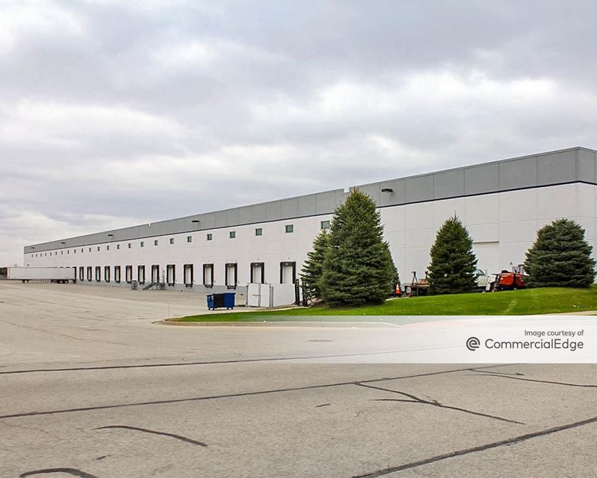 380 Veterans Pkwy, Bolingbrook, IL Industrial Space