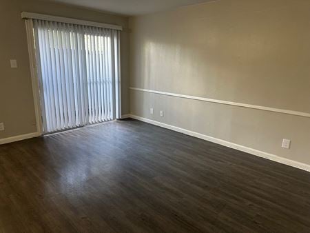 Multi-Family space for Sale at 1101 East Main Street in League City