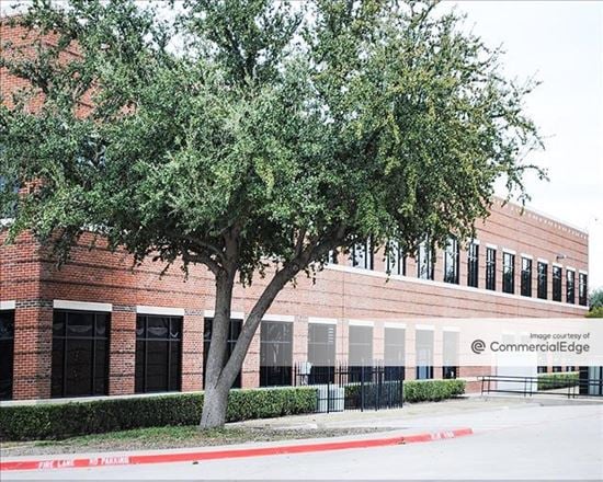 3901 Dallas Pkwy - Office Space For Rent | CommercialCafe