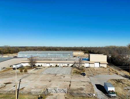 Industrial space for Rent at 326 West College Avenue in Guthrie