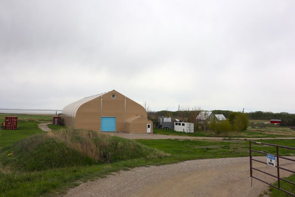 8.95 AC AG Land plus Shop. Wheatland County, AB