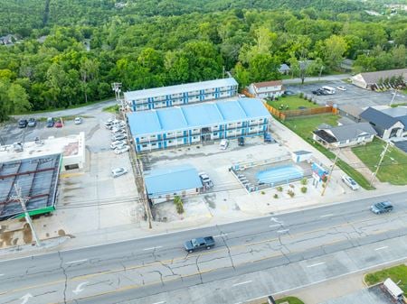 Photo of commercial space at 1023 W Main St in Branson