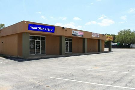 Retail space for Rent at 417 N Retta St in Fort Worth