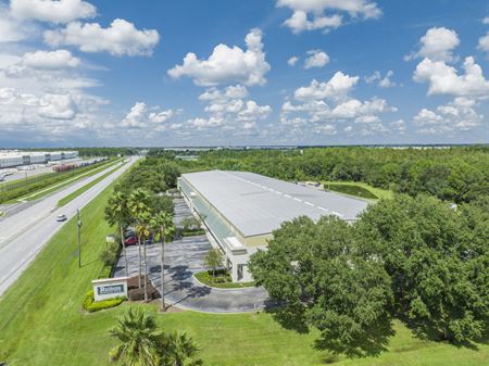 Photo of commercial space at 5385 Gateway Blvd in Lakeland