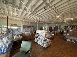 101 E 5th St