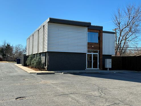 2912 Lakeside Drive