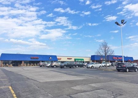 Photo of commercial space at 1655 Pearl Road in Brunswick