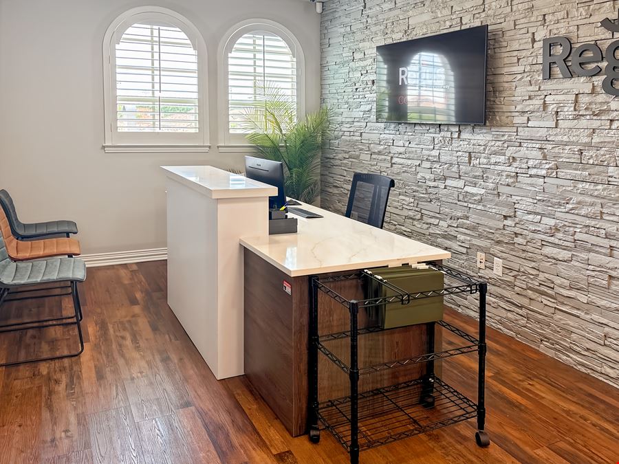 TX, Colleyville - Village Lane