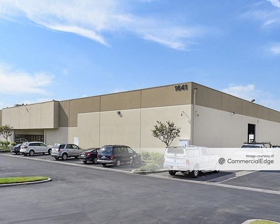 Stadium Plaza Business Park - Buildings 1, 3, 5-8, 10 & 38