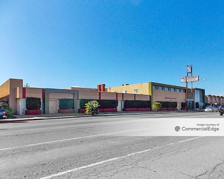 Commercial space for Rent at 15519 Crenshaw Blvd in Gardena