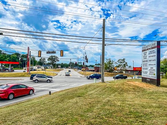 Retail/Office Investment Opportunity 8.8% Cap Rate | Now Accepting Backup Offers