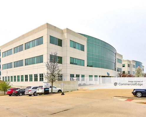 3300 & 3400 Enterprise Pkwy