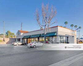 Nohl Plaza Shopping Center