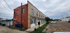 401 E Commerce St