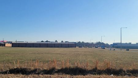 Photo of commercial space at 2804 Creek Dr in Jonesboro