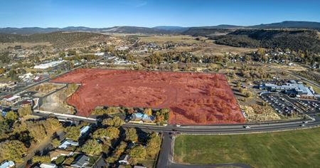 Photo of commercial space at SE Combs Flat Road & US Hwy 26 in Prineville