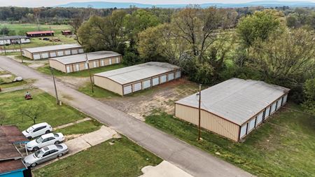 Photo of commercial space at East 21st Street in Danville