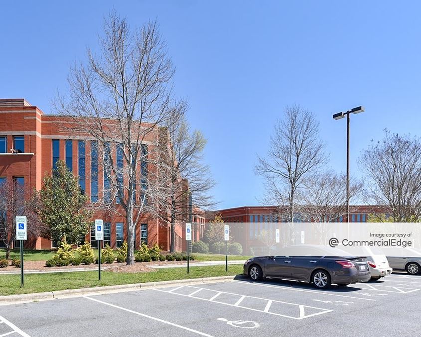 4161 Piedmont Pkwy, Greensboro, NC 27410