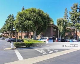 Central Pointe Business Centers - Creekside Plaza