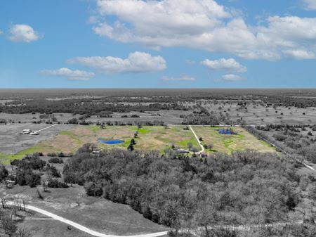 Photo of commercial space at 13409 CR 349 in Terrell