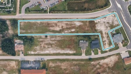 Land space for Sale at 618 SW 2nd Ter in Cape Coral