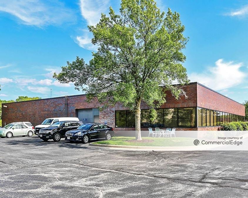 Tosa Business Park - 11020 West Plank Court