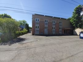 804 Sarah St