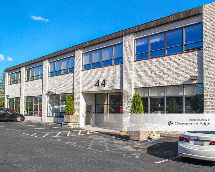 44 Executive Blvd 44 Executive Blvd Office Building
