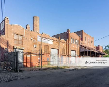 Industrial space for Rent at 425 Devoe Avenue in Bronx