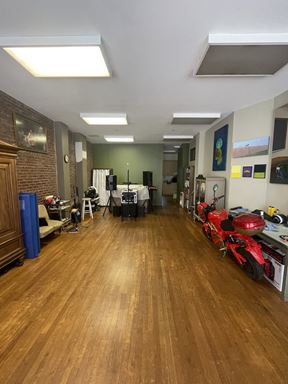 1,300 SF | 475 Hicks St | Retail Space with Backyard for Lease - Brooklyn