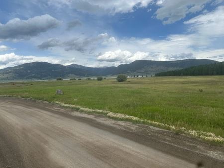 Photo of commercial space at TBD Moose Dr in West Yellowstone