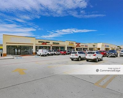 Irving West Shopping Center