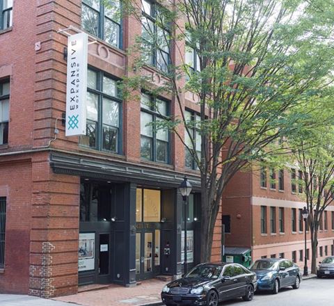 Expansive Shockoe Slip