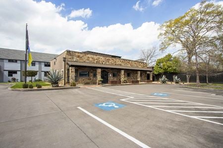 Photo of commercial space at 1221 Studewood St in Houston