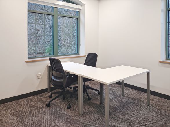 Regus - Delafield - Sun Valley Dr